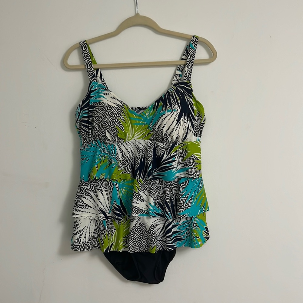 Catalina Tropical 3 Tier Ruffle Tummy Control Swimsuit One Piece Size 16